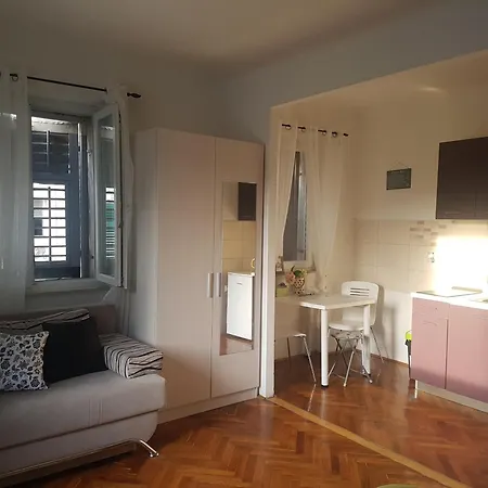 Appartamento Finta Center *